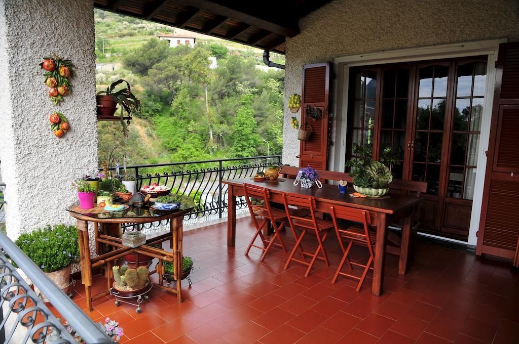 Le Rose Villa San Biagio della Cima Eksteriør billede